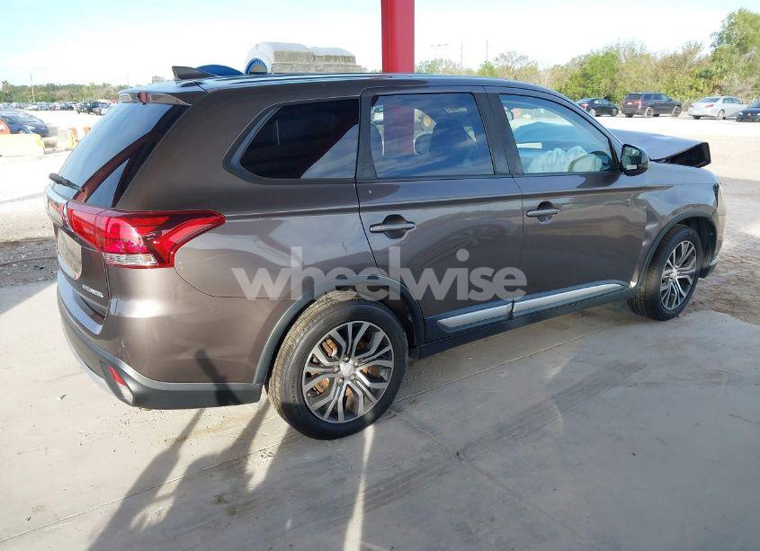 Photo 4 of 2017 Mitsubishi Outlander ES (VIN JA4AD2A38HZ010404)