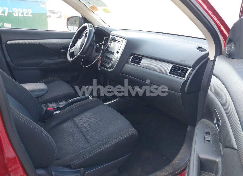 Photo 5 of 2017 Mitsubishi Outlander ES (VIN JA4AD2A38HZ011309)