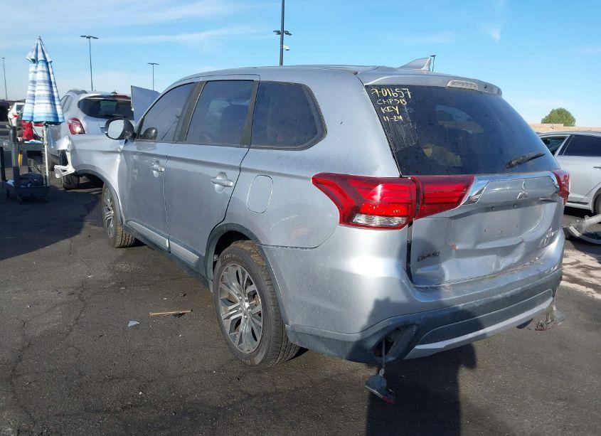 Photo 14 of 2017 Mitsubishi Outlander ES (VIN JA4AD2A38HZ028398)