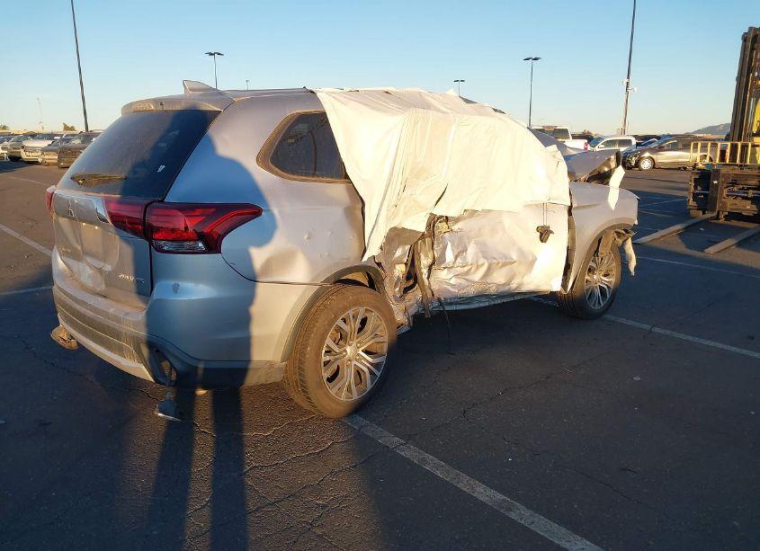 Photo 4 of 2017 Mitsubishi Outlander ES (VIN JA4AD2A38HZ028398)