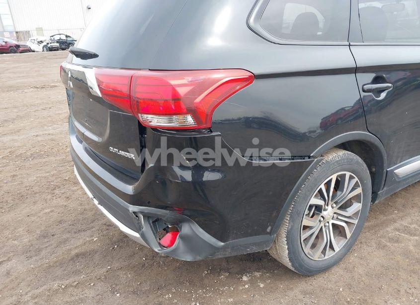 Photo 6 of 2017 Mitsubishi Outlander ES (VIN JA4AD2A38HZ064978)