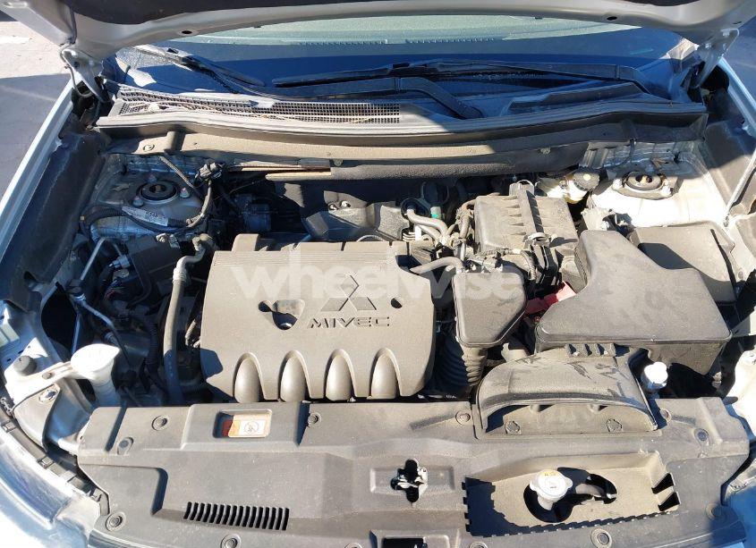 Photo 10 of 2019 Mitsubishi Outlander ES (VIN JA4AD2A38KZ009406)