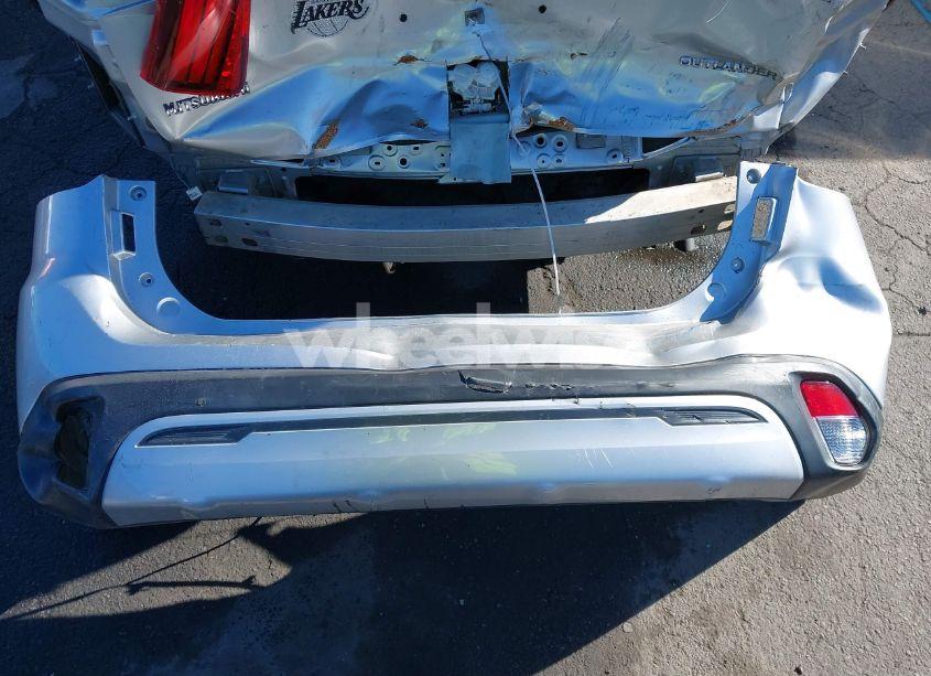 Photo 12 of 2019 Mitsubishi Outlander ES (VIN JA4AD2A38KZ009406)