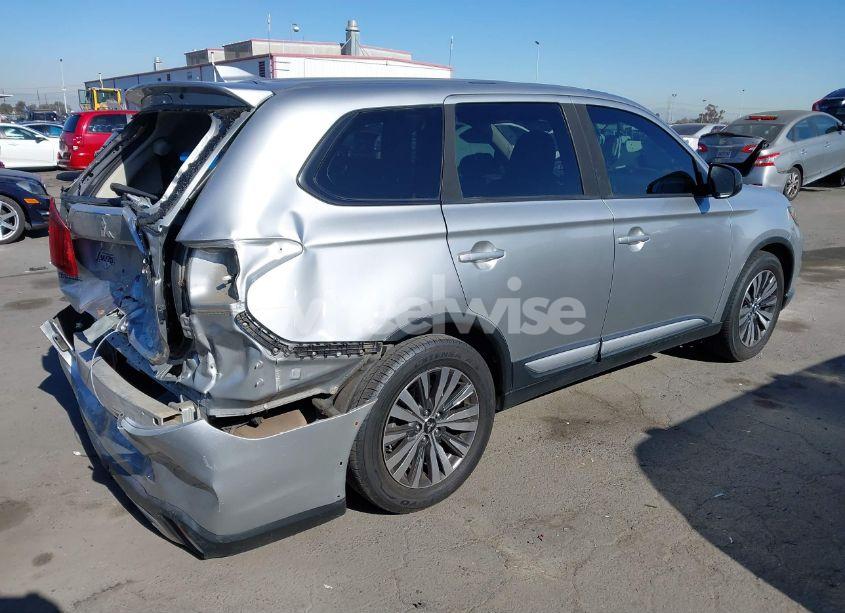 Photo 4 of 2019 Mitsubishi Outlander ES (VIN JA4AD2A38KZ009406)