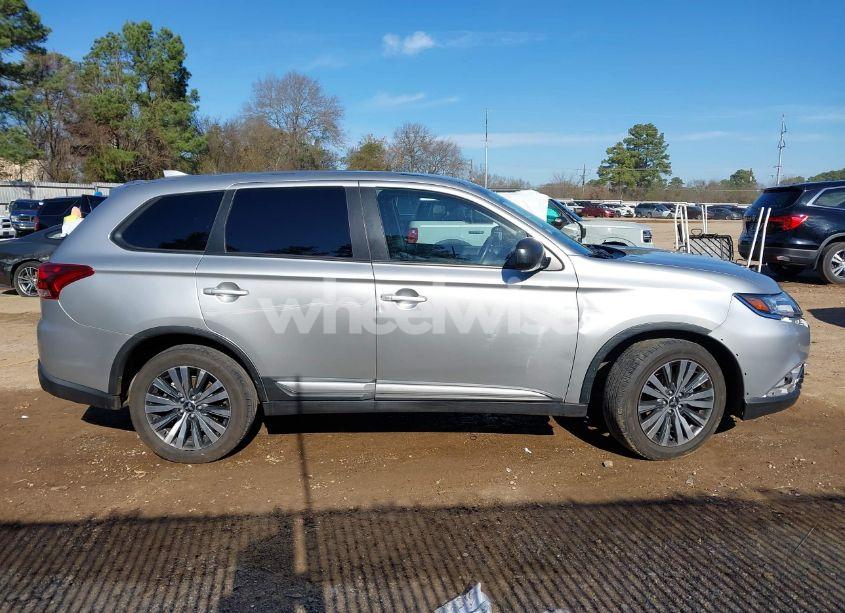 Photo 13 of 2020 Mitsubishi Outlander ES 2.4 (VIN JA4AD2A38LZ019094)