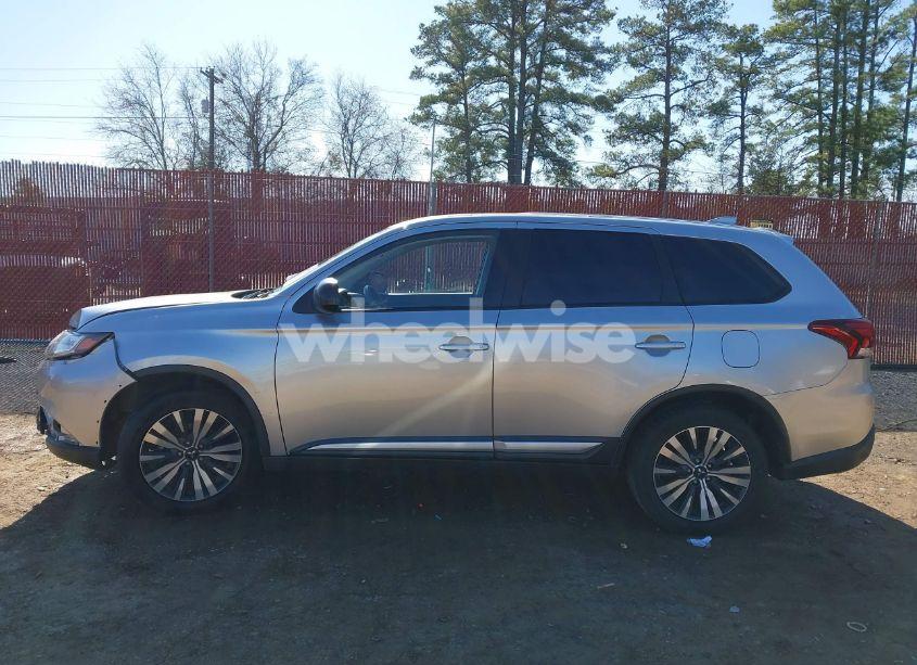 Photo 14 of 2020 Mitsubishi Outlander ES 2.4 (VIN JA4AD2A38LZ019094)