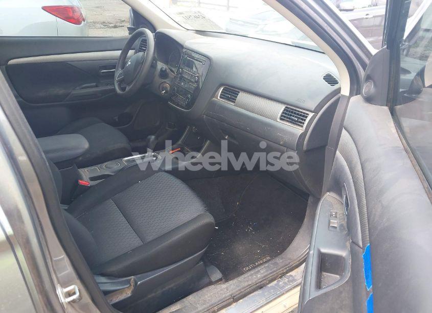 Photo 5 of 2014 Mitsubishi Outlander ES (VIN JA4AD2A39EZ007555)