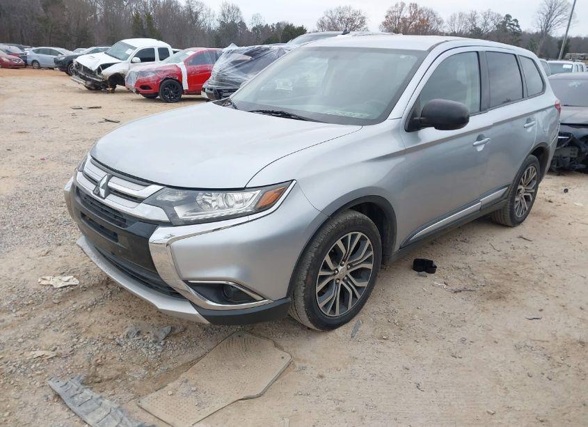 Photo 2 of 2017 Mitsubishi Outlander ES (VIN JA4AD2A39HZ005065)