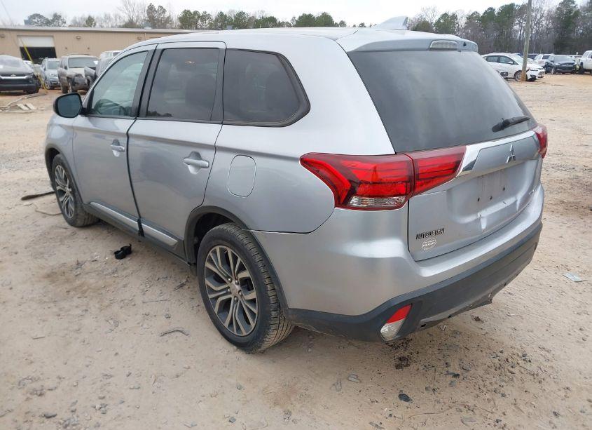 Photo 3 of 2017 Mitsubishi Outlander ES (VIN JA4AD2A39HZ005065)