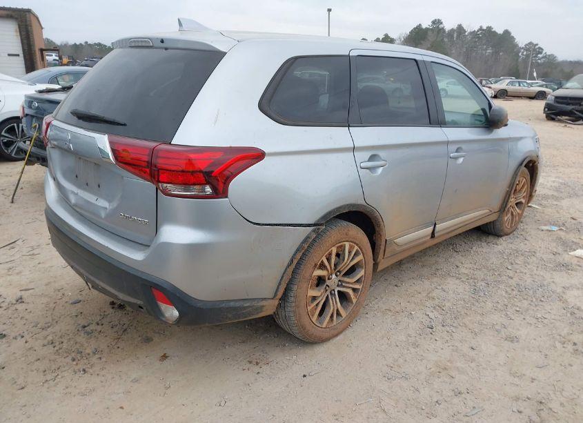 Photo 4 of 2017 Mitsubishi Outlander ES (VIN JA4AD2A39HZ005065)