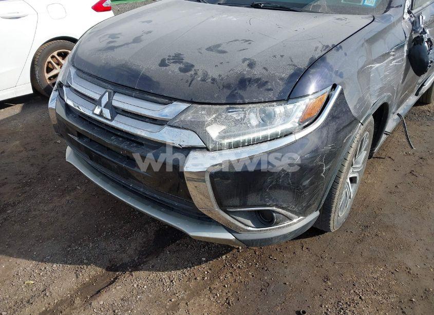 Photo 19 of 2018 Mitsubishi Outlander ES (VIN JA4AD2A39JZ052568)