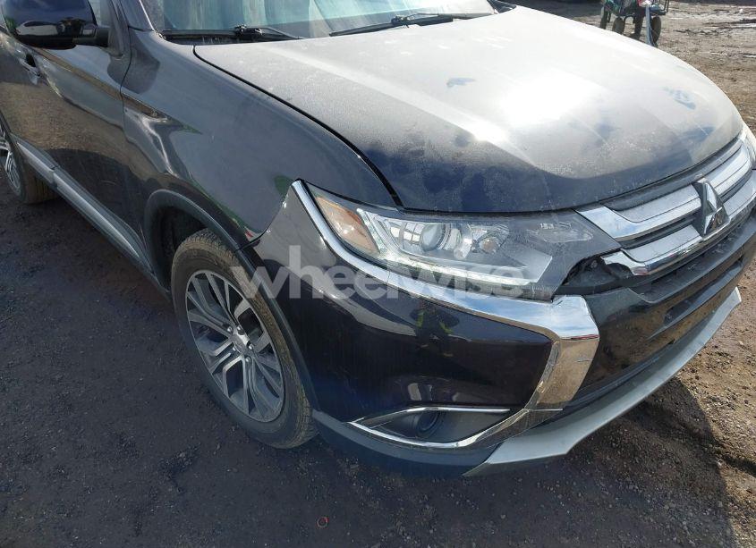 Photo 20 of 2018 Mitsubishi Outlander ES (VIN JA4AD2A39JZ052568)