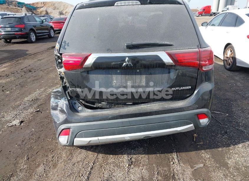 Photo 21 of 2018 Mitsubishi Outlander ES (VIN JA4AD2A39JZ052568)