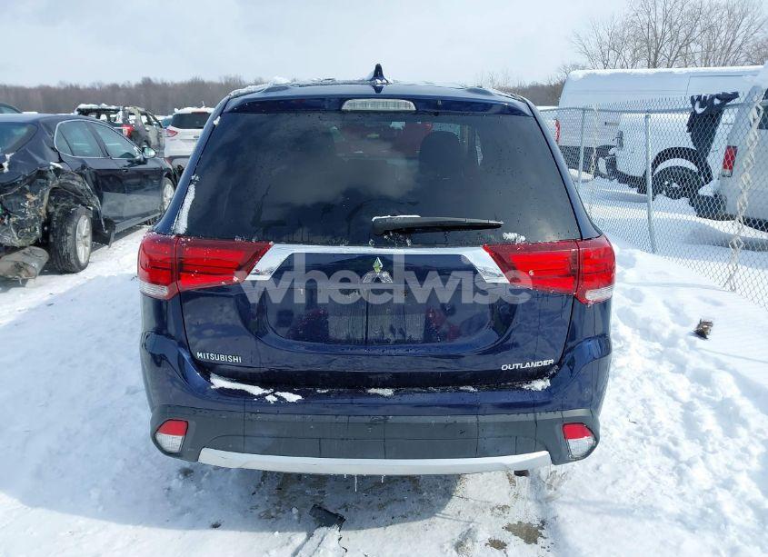 Photo 17 of 2018 Mitsubishi Outlander ES (VIN JA4AD2A39JZ055759)