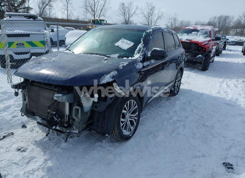 Photo 2 of 2018 Mitsubishi Outlander ES (VIN JA4AD2A39JZ055759)