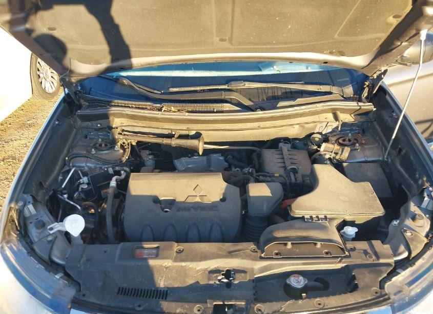 Photo 10 of 2018 Mitsubishi Outlander ES (VIN JA4AD2A3XJJ002597)