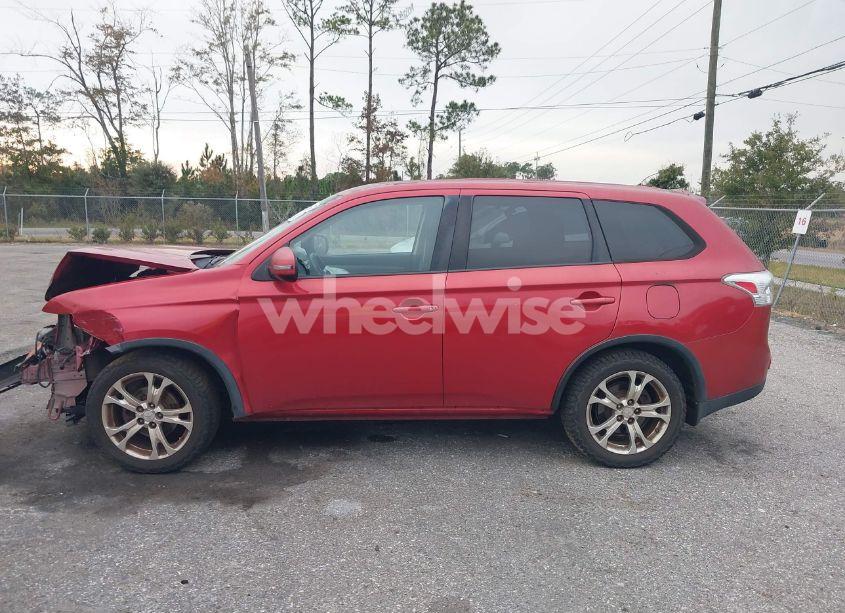 Photo 15 of 2015 Mitsubishi Outlander SE (VIN JA4AD3A30FZ009640)