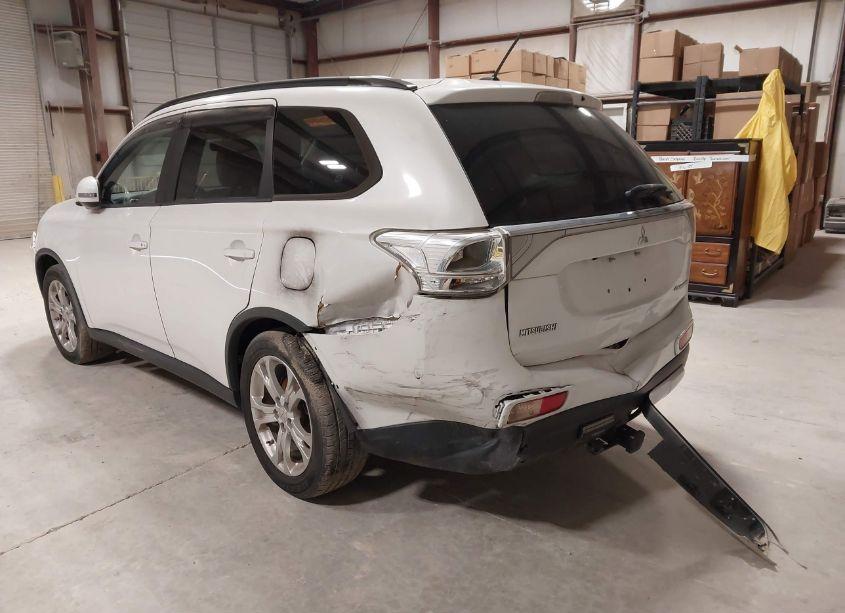 Photo 6 of 2015 Mitsubishi Outlander SE (VIN JA4AD3A30FZ013333)