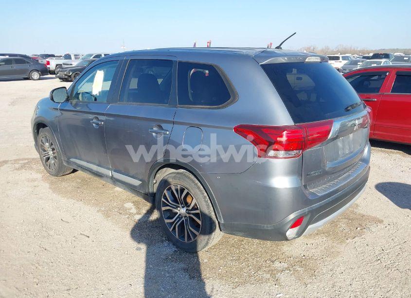 Photo 3 of 2016 Mitsubishi Outlander SE (VIN JA4AD3A30GZ033406)