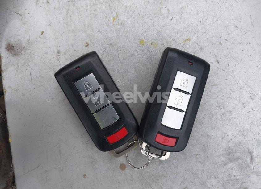 Photo 11 of 2017 Mitsubishi Outlander SE (VIN JA4AD3A30HZ061840)