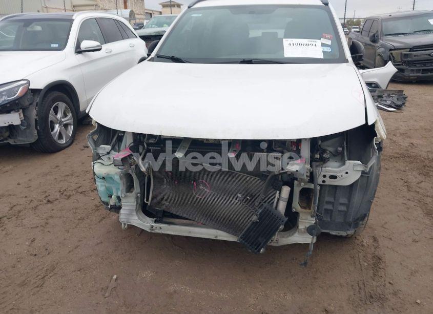 Photo 6 of 2018 Mitsubishi Outlander LE (VIN JA4AD3A30JZ021442)