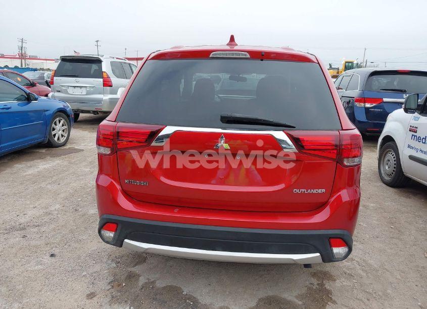 Photo 15 of 2018 Mitsubishi Outlander SE (VIN JA4AD3A30JZ041884)