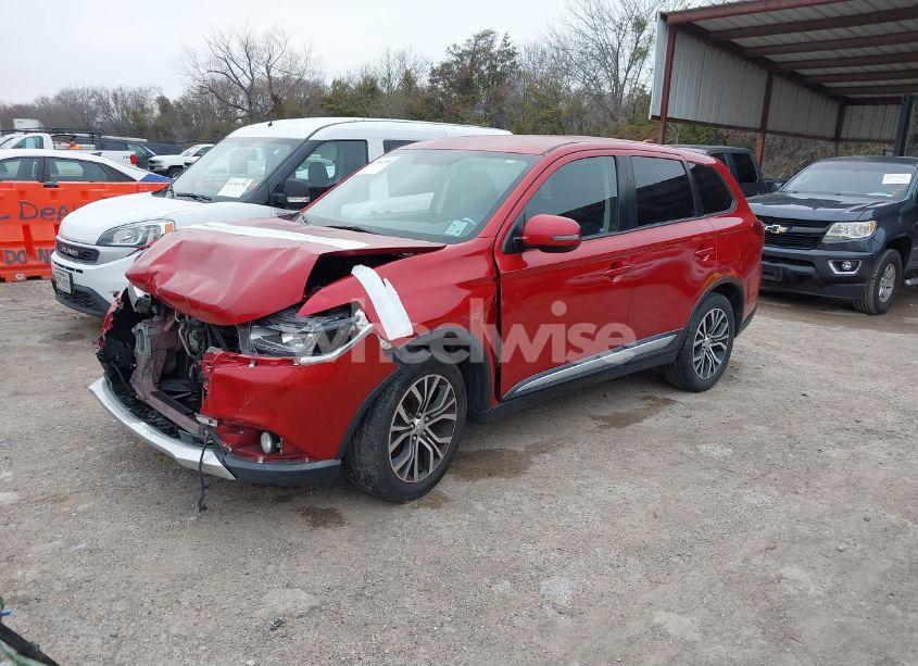 Photo 2 of 2018 Mitsubishi Outlander SE (VIN JA4AD3A30JZ041884)