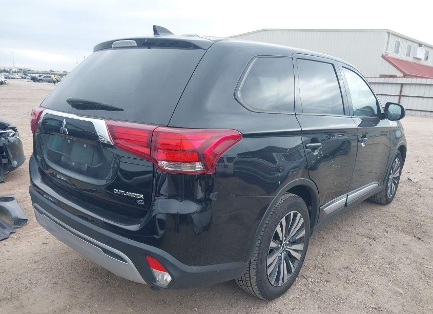 Photo 4 of 2019 Mitsubishi Outlander SE (VIN JA4AD3A30KZ019045)