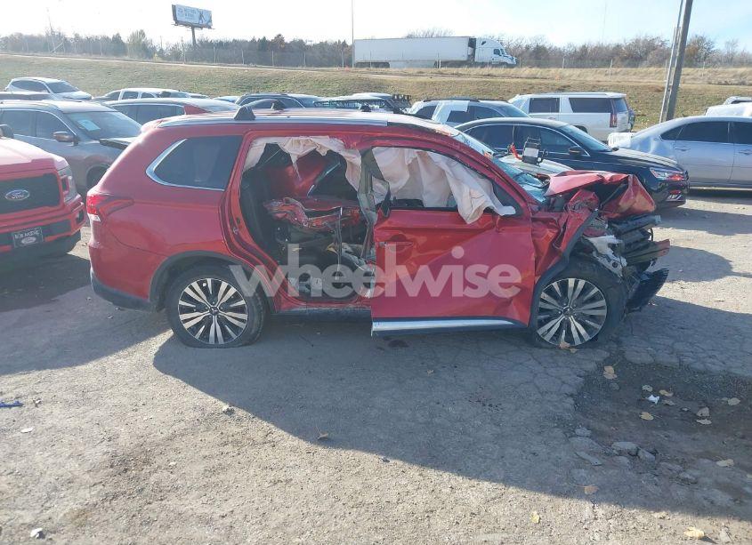 Photo 13 of 2019 Mitsubishi Outlander SEL (VIN JA4AD3A30KZ027338)