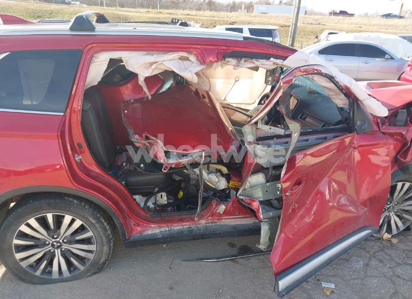 Photo 6 of 2019 Mitsubishi Outlander SEL (VIN JA4AD3A30KZ027338)