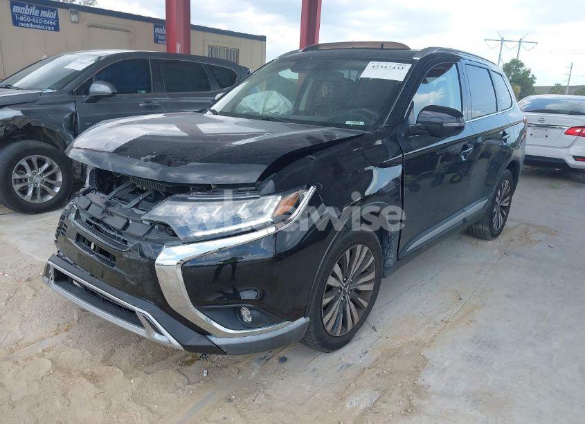 Photo 2 of 2020 Mitsubishi Outlander SEL 2.4 (VIN JA4AD3A30LZ003073)