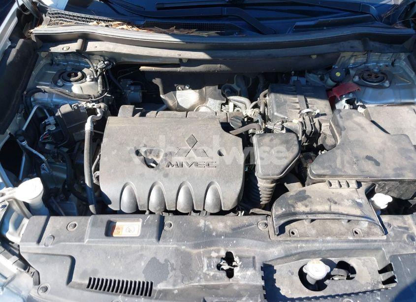 Photo 10 of 2020 Mitsubishi Outlander SE 2.4 (VIN JA4AD3A30LZ004594)