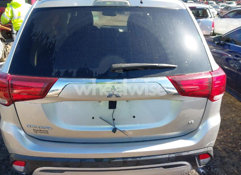 Photo 16 of 2020 Mitsubishi Outlander SE 2.4 (VIN JA4AD3A30LZ004594)