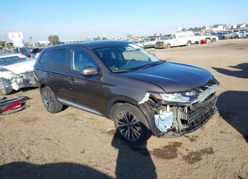 2020 Mitsubishi Outlander SE 2.4 (VIN JA4AD3A30LZ011075) main photo