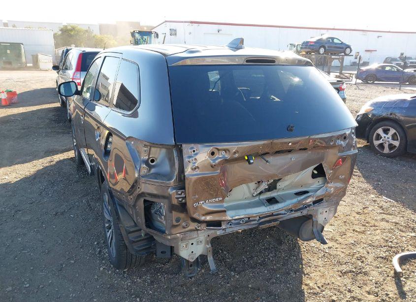 Photo 6 of 2020 Mitsubishi Outlander SE 2.4 (VIN JA4AD3A30LZ011075)