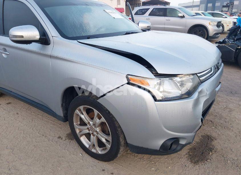 Photo 14 of 2014 Mitsubishi Outlander SE (VIN JA4AD3A31EZ011122)