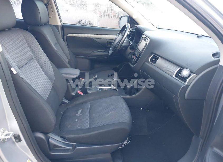 Photo 5 of 2014 Mitsubishi Outlander SE (VIN JA4AD3A31EZ011122)