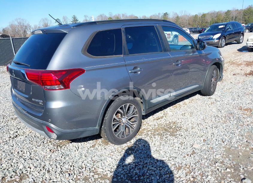 Photo 4 of 2016 Mitsubishi Outlander SEL (VIN JA4AD3A31GZ063272)
