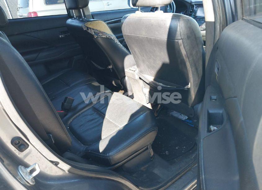 Photo 8 of 2016 Mitsubishi Outlander SEL (VIN JA4AD3A31GZ063272)