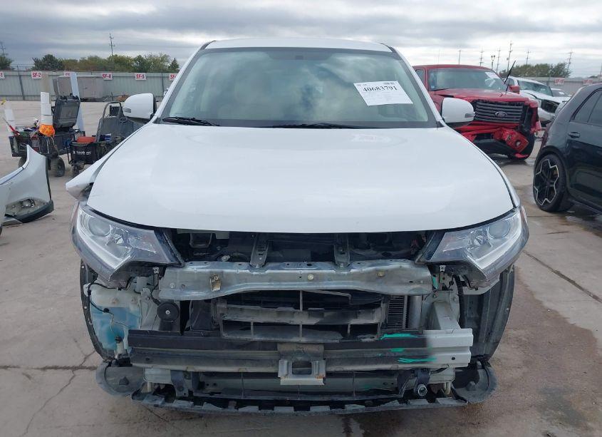 Photo 13 of 2017 Mitsubishi Outlander SE (VIN JA4AD3A31HZ058915)