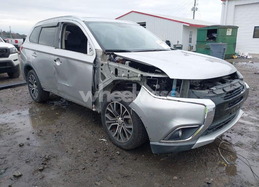 2018 Mitsubishi Outlander SEL (VIN JA4AD3A31JZ001538) main photo