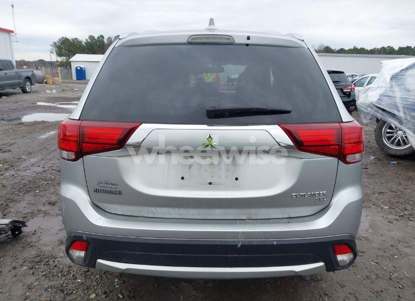 Photo 17 of 2018 Mitsubishi Outlander SEL (VIN JA4AD3A31JZ001538)