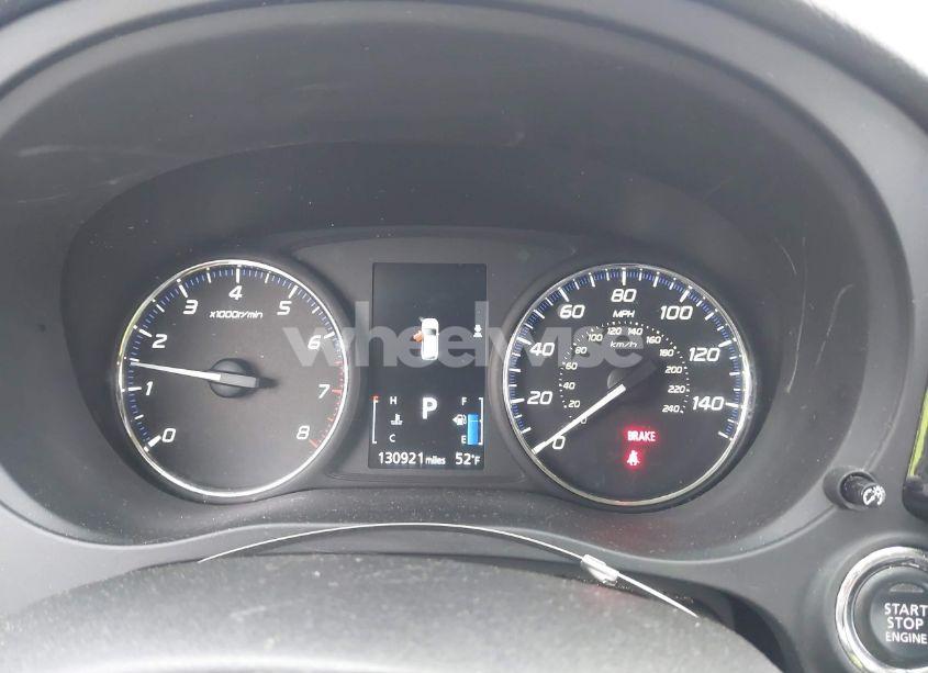 Photo 7 of 2018 Mitsubishi Outlander SEL (VIN JA4AD3A31JZ001538)