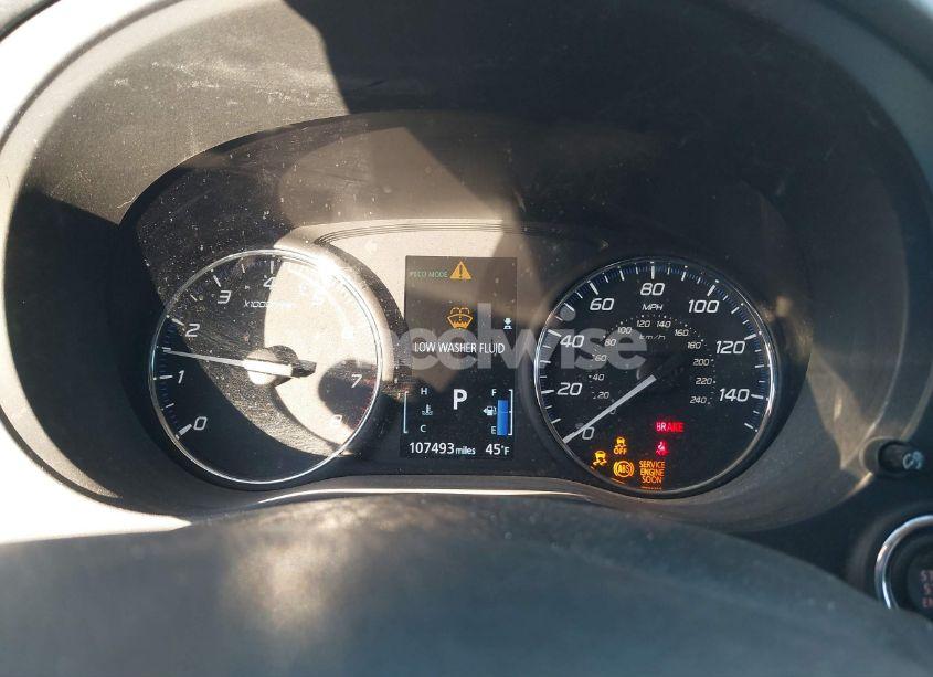 Photo 7 of 2018 Mitsubishi Outlander SE (VIN JA4AD3A31JZ035995)