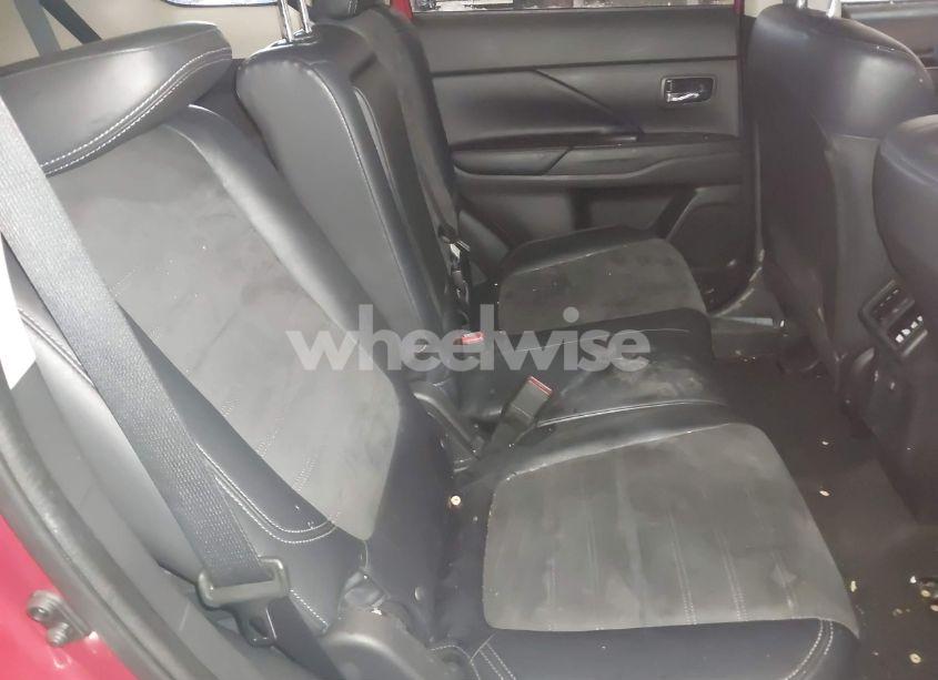 Photo 8 of 2019 Mitsubishi Outlander LE/SE/SEL (VIN JA4AD3A31KZ042964)