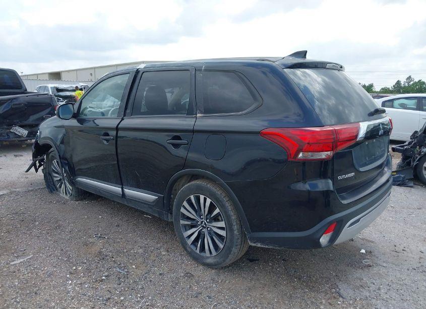 Photo 3 of 2020 Mitsubishi Outlander LE 2.4/SE 2.4/SEL 2.4/SP 2.4 (VIN JA4AD3A31LZ004491)