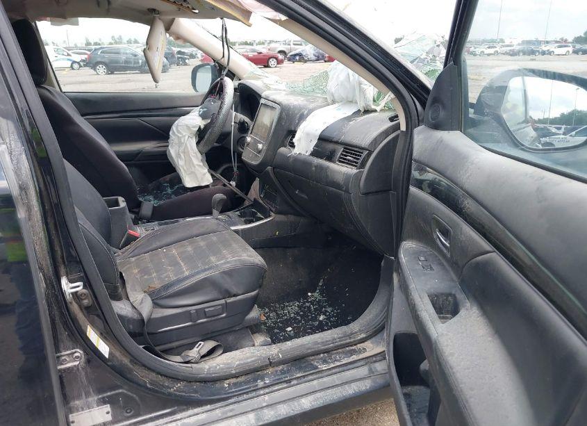 Photo 5 of 2020 Mitsubishi Outlander LE 2.4/SE 2.4/SEL 2.4/SP 2.4 (VIN JA4AD3A31LZ004491)