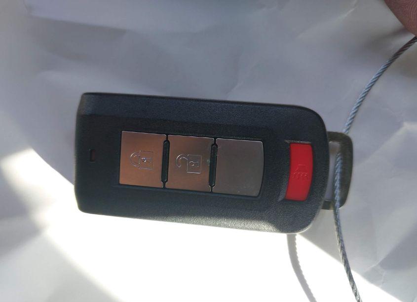 Photo 11 of 2016 Mitsubishi Outlander SE (VIN JA4AD3A32GZ001704)