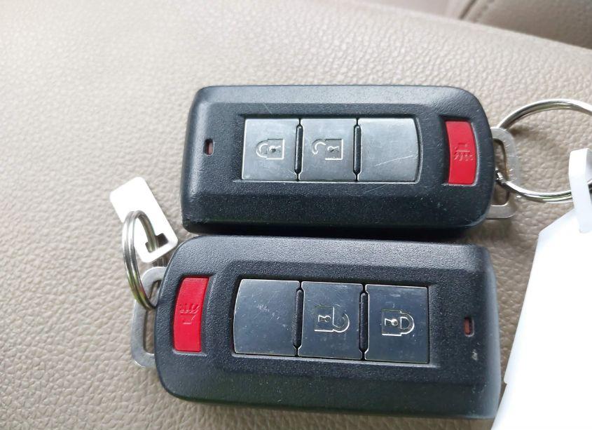 Photo 11 of 2016 Mitsubishi Outlander SE/SEL (VIN JA4AD3A32GZ026926)