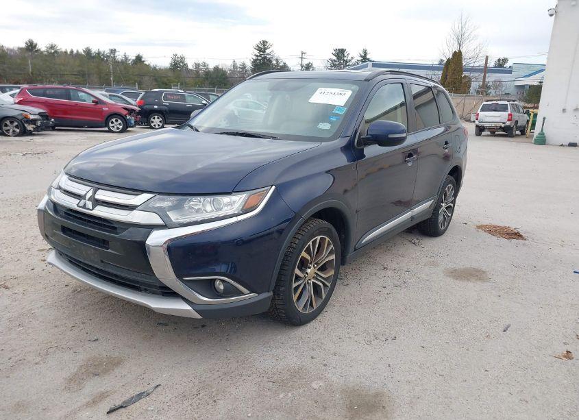 Photo 2 of 2016 Mitsubishi Outlander SE/SEL (VIN JA4AD3A32GZ026926)